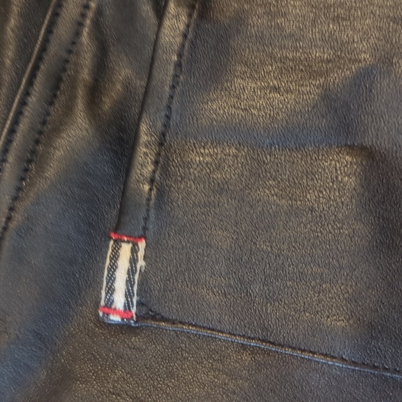 Alice and Olivia, denim and lamb leather mini skirt, size 28 - Picture 4 of 9